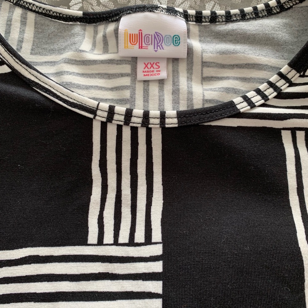 Lularoe Irma - Picture 2 of 3